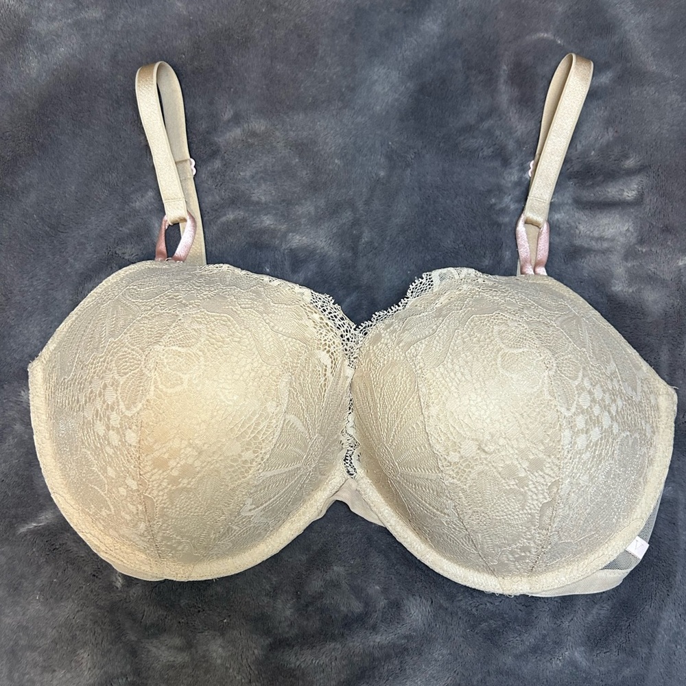 Victoria’s Secret push-up bra